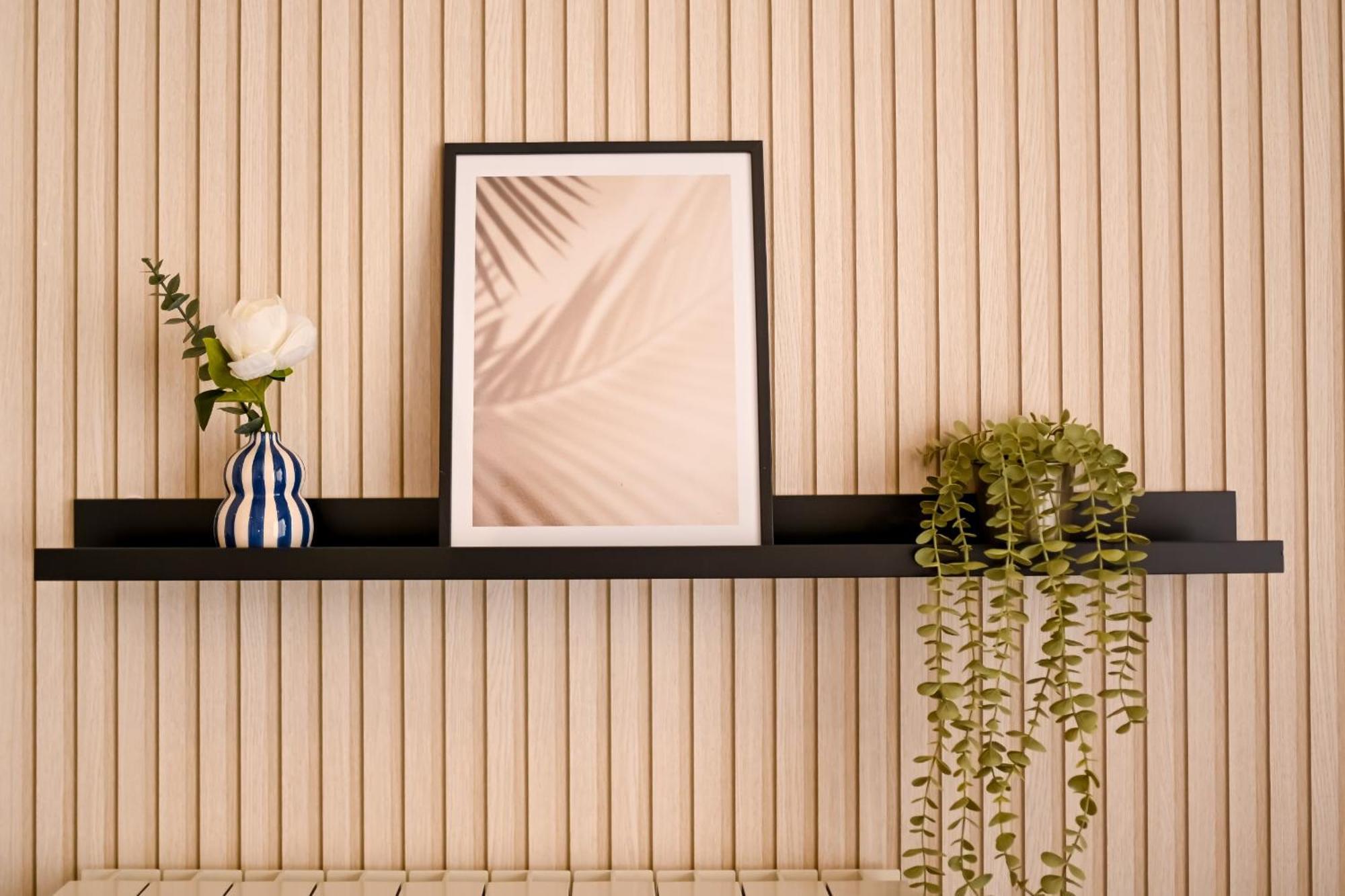 Urban Elegance - Stylish Central Accommodation Bucharest Room photo